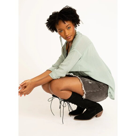 Joyfolie Miajoy Abilene Washed Black Denim Mini Skirt With Distressed size 27 - Picture 12 of 13